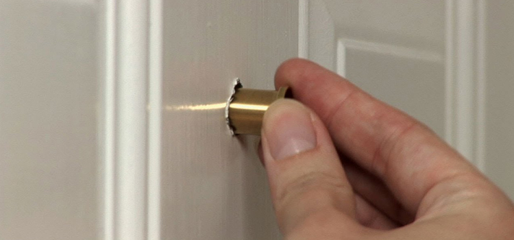 peephole door repair in Taft
